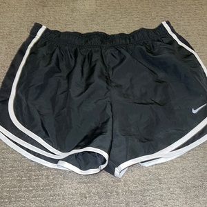GRAY NIKE DRI FIT ATHLETIC SHORTS